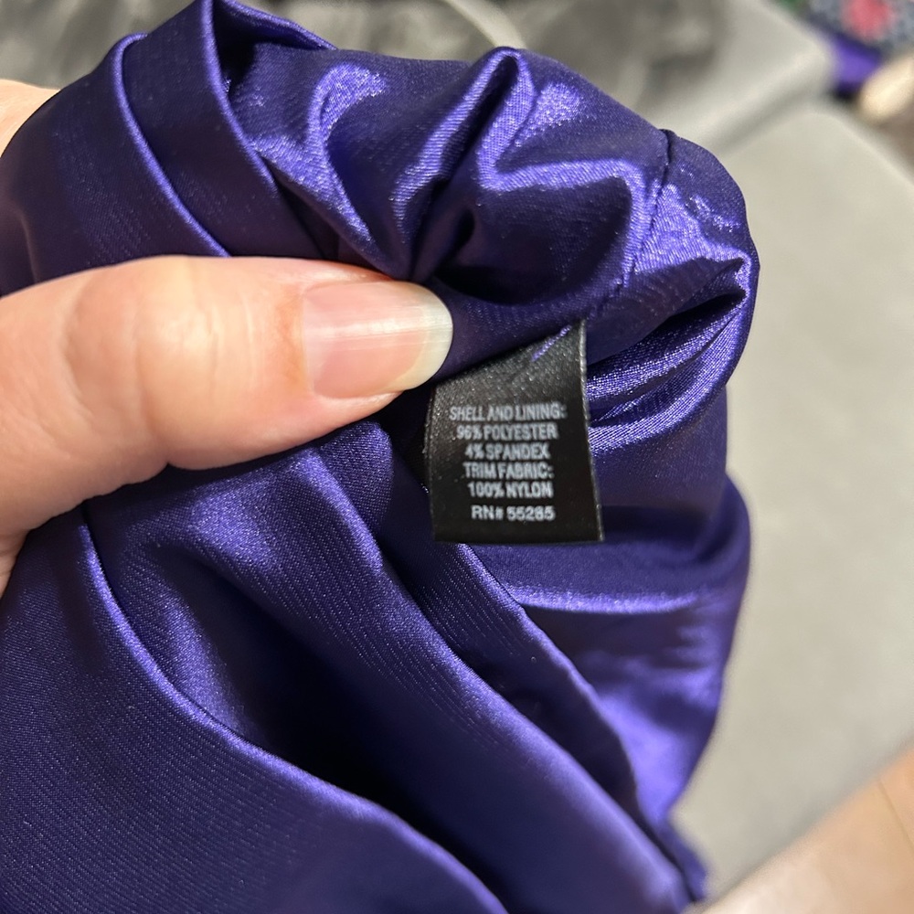 Express Purple Dress with black lace accents size 6 - Picture 7 of 10
